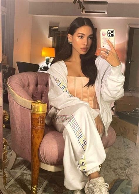 kc del rosario age